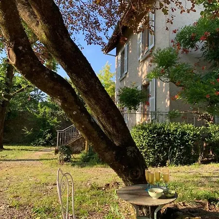 Domaine Jacqueline Pere & Filles Bed & Breakfast 3*